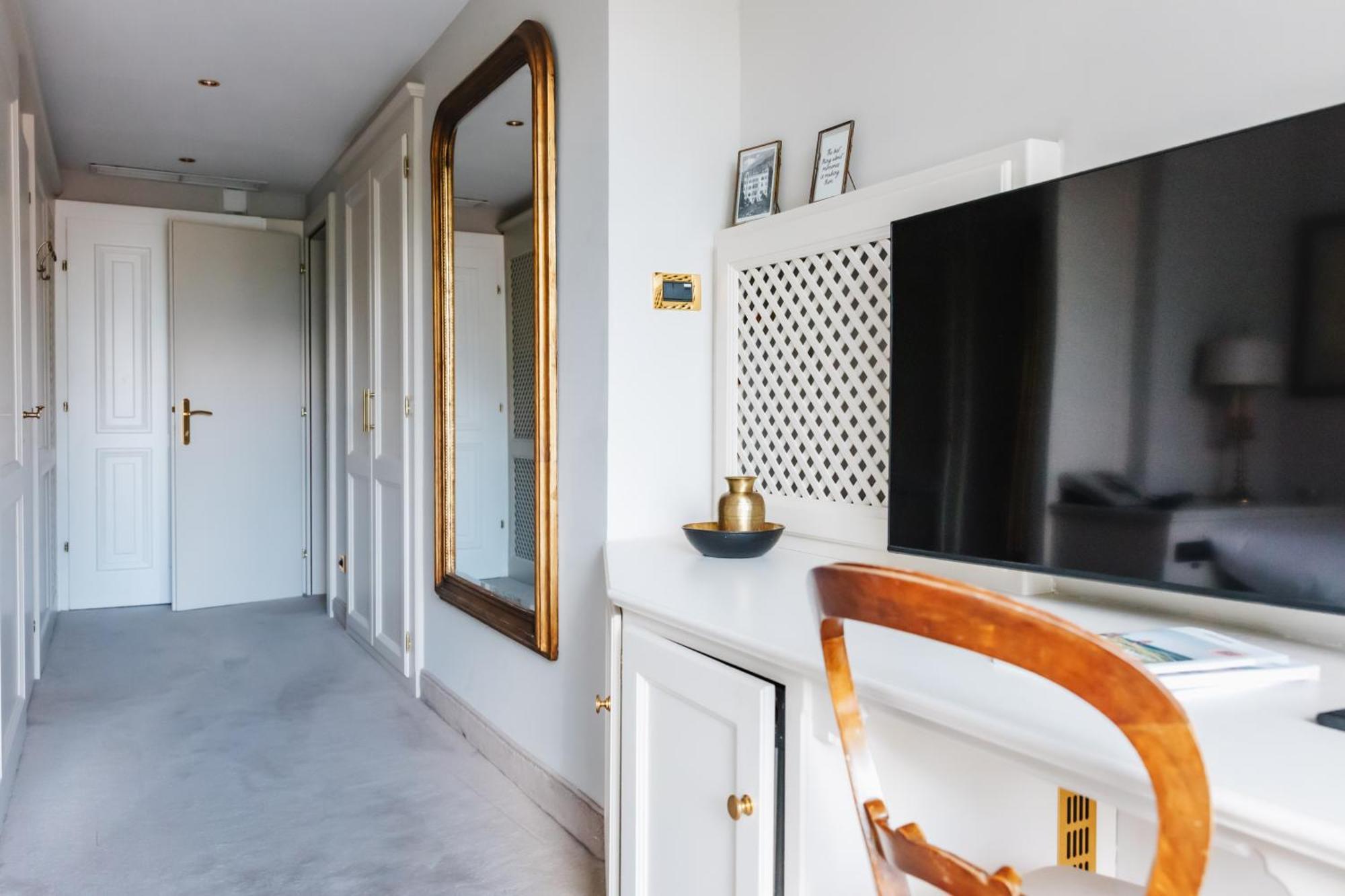 Hotel Irma 4*